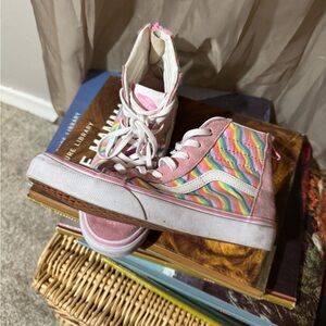 Pink and rainbow classic tall Vans US kids 3 #rainbow #vans #classic